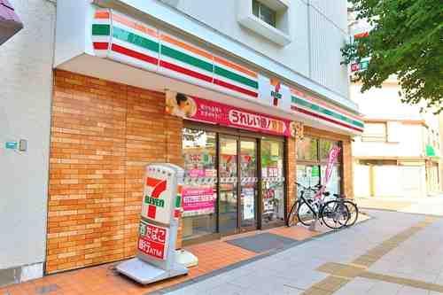 セブンイレブン東池袋2丁目店まで160ｍ