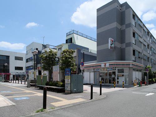 セブンイレブン杉並西永福駅前店 900m