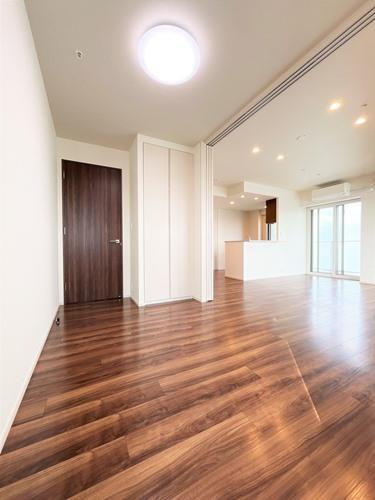 洋室約5.2帖+LD約11帖