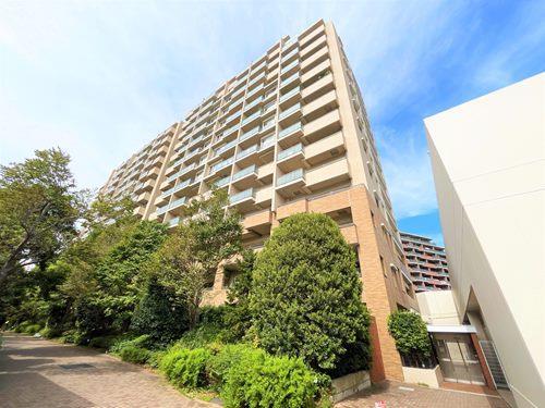 外観 【現地写真2025年10月撮影】