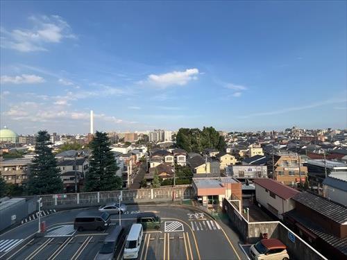 東側開口部からの眺望