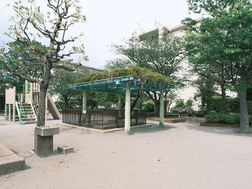 柴原児童遊園 350m
