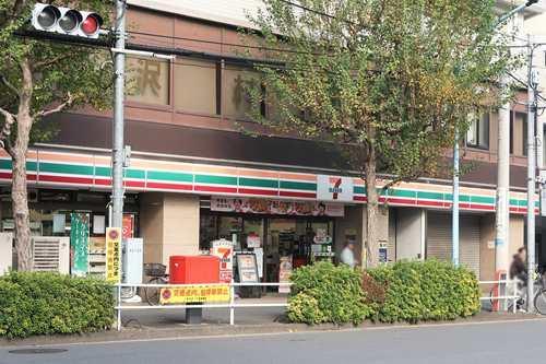 セブンイレブン高田馬場店まで180m
