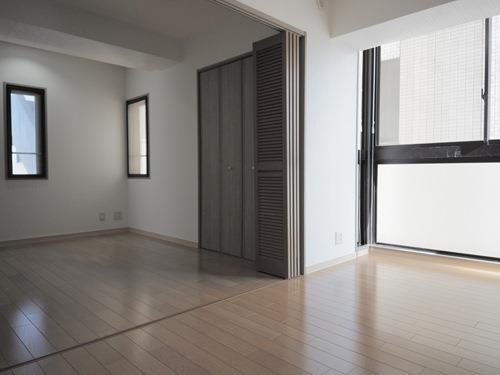 洋室 約4.7帖/納戸 約7.1帖