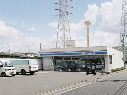 ローソン世田谷北烏山三丁目店 490m