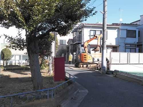 前面道路（2026年1月 撮影）