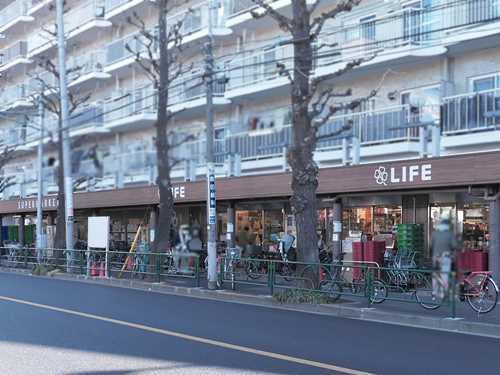 ライフ南台店 390m