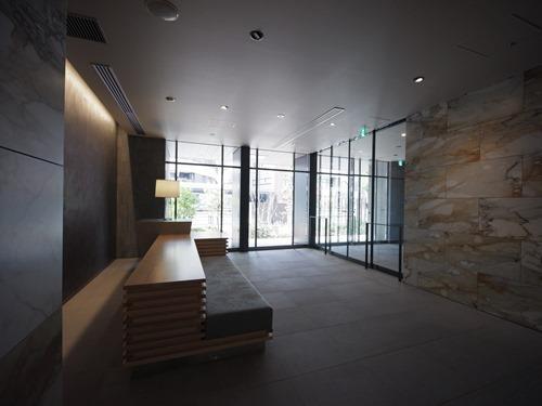 エントランスホール