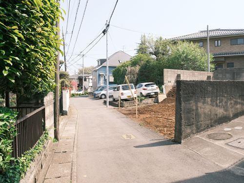 前面道路（撮影 2026.04）
