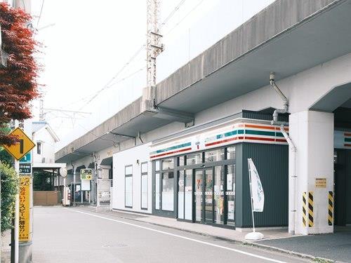 セブンイレブン吉祥寺南町5丁目店280m