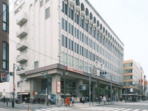 丸井吉祥寺店 1010m