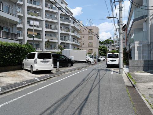 前面道路（撮影 2026.05）
