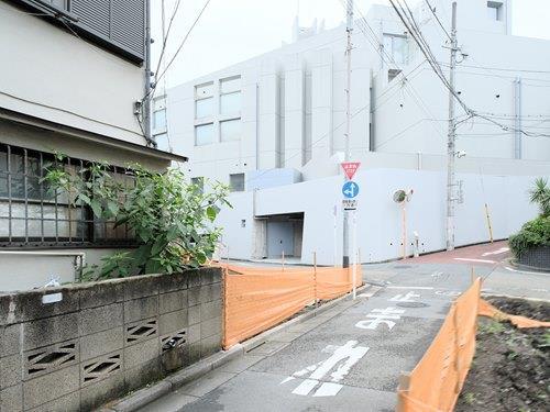 前面道路（撮影 2026.06）