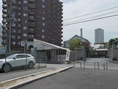 東京都大江戸線 牛込柳町駅 徒歩1分