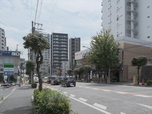 よしや柳町店 130m