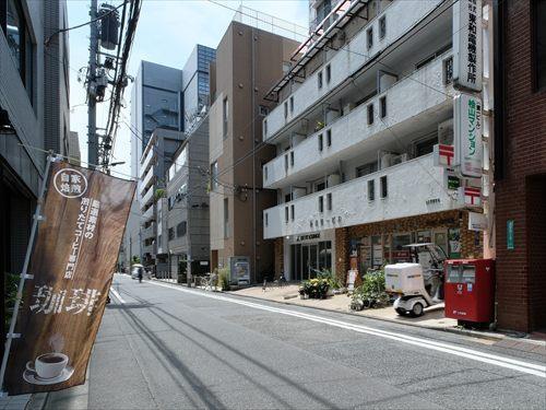 芝大門郵便局 100m