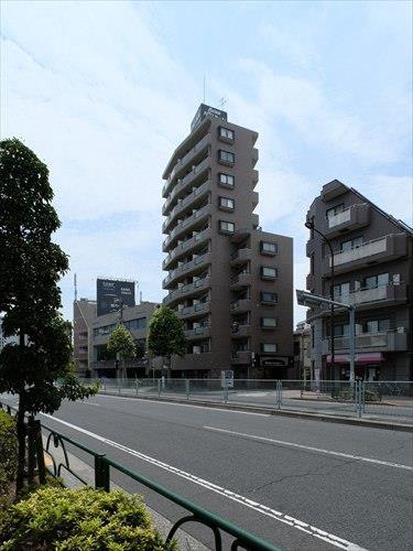 前面道路（撮影 2026.08）