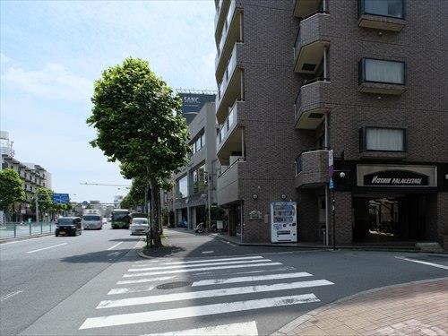 前面道路（撮影 2026.08）