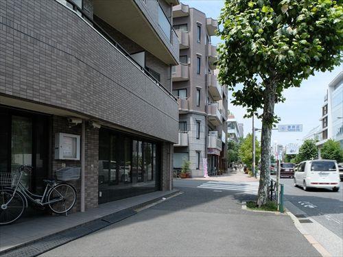 前面道路（撮影 2026.08）