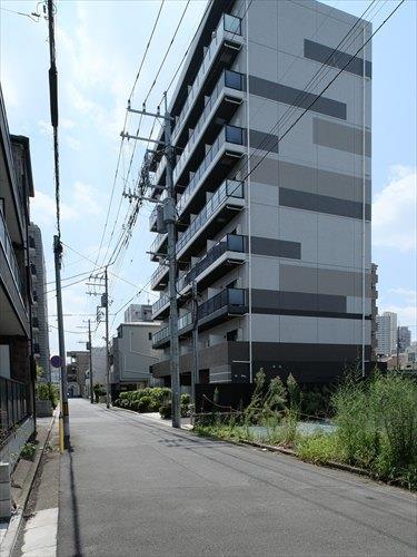 前面道路（撮影 2026.08）