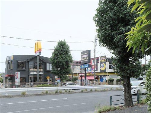ドン・キホーテ環八世田谷店 380m