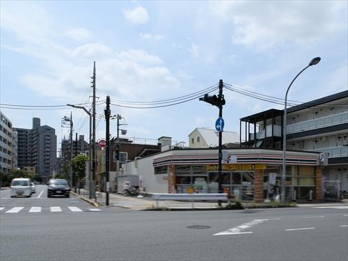 セブンイレブン調布国領町1丁目店350m