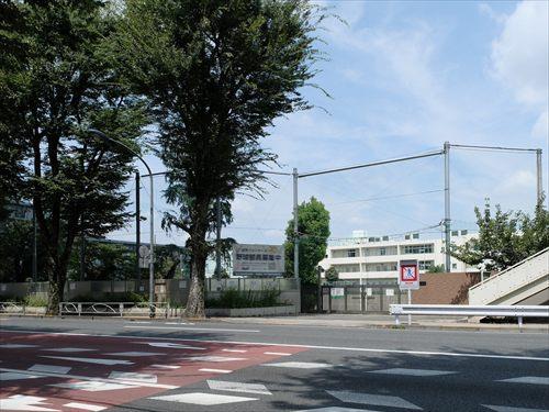 調布市立八雲台小学校 430m