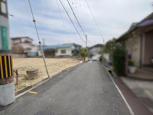 前面道路（2025年6月撮影）