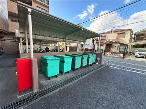 ゴミ置き場