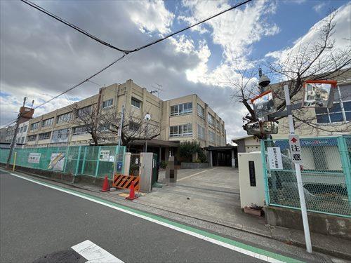 堺市立旭中学校まで約100ｍ