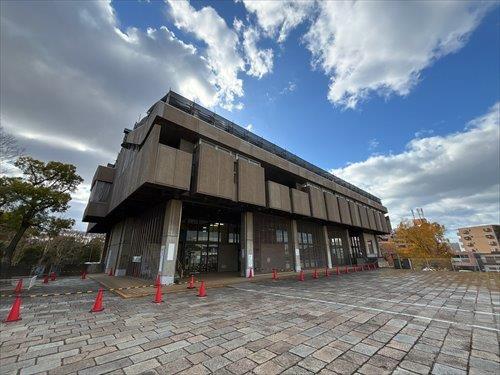 堺市立中央図書館まで約430ｍ