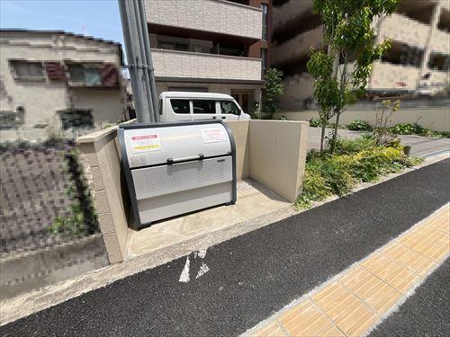 ダストボックス