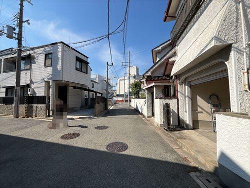 南西側前面道路2