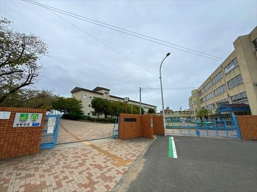 堺市立浜寺中学校まで約1070ｍ