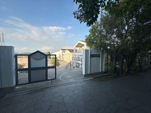 和泉市立北池田中学校　1070m