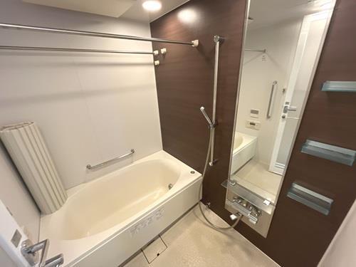 浴室（2025年10月撮影）