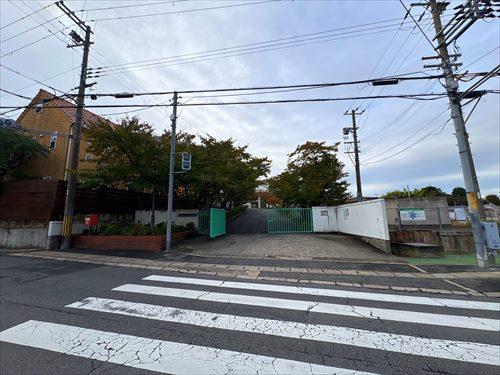 岸和田市立桜台中学校まで約1710ｍ