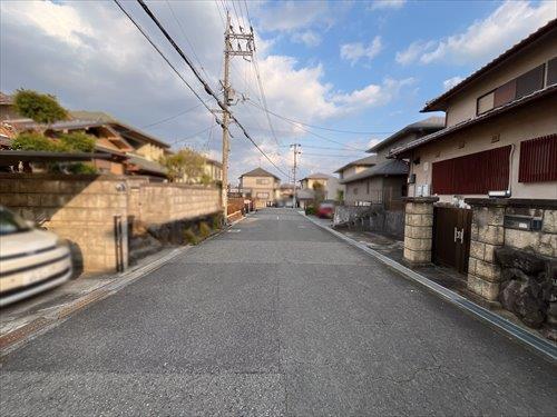 前面道路(2026年1月撮影)