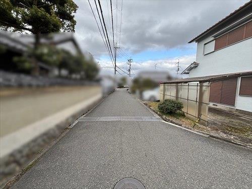 南西側前面道路(2026年3月撮影)