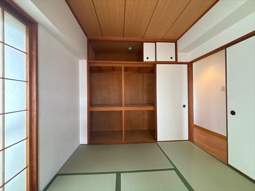 和室　押入