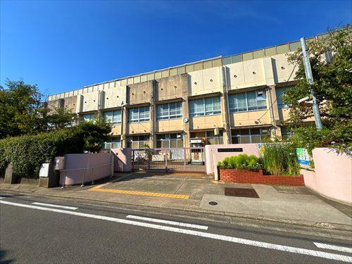 堺市立浜寺昭和小学校まで約310ｍ