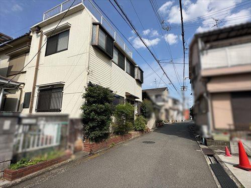 前面道路（2026年5月撮影）