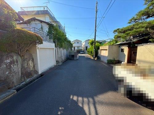 北東側前面道路2