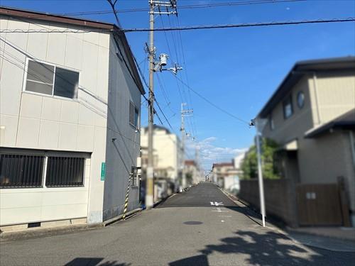 南側前面道路（2026年5月撮影）