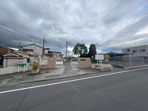 高石市立取石中学校まで1820m