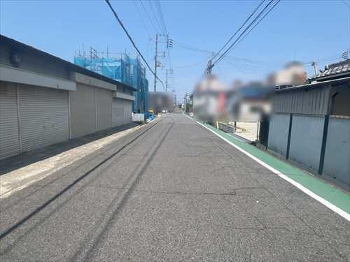現地前面道路(2026年8月撮影) 現地前面道路(2026年8月撮影)