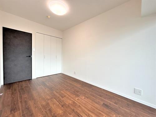 洋室約5.7帖(2025年10月)