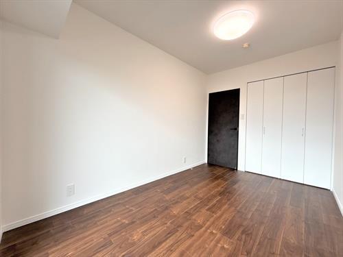 洋室約5.7帖(2025年10月)