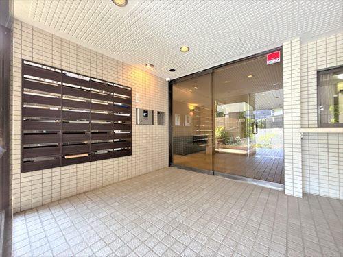 エントランス(2025年8月)