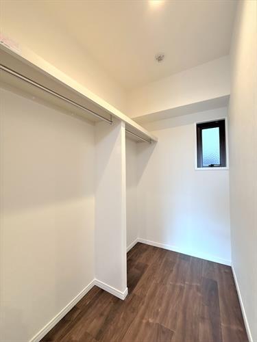 洋室約8.8帖WIC(2025年10月)